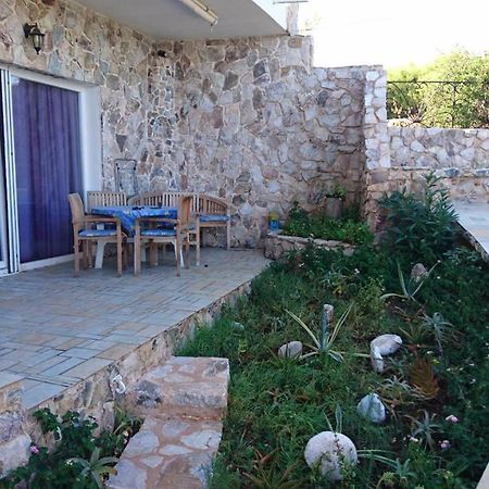 Το Πετρινο Agia Marina Mikrolimanou Exterior foto
