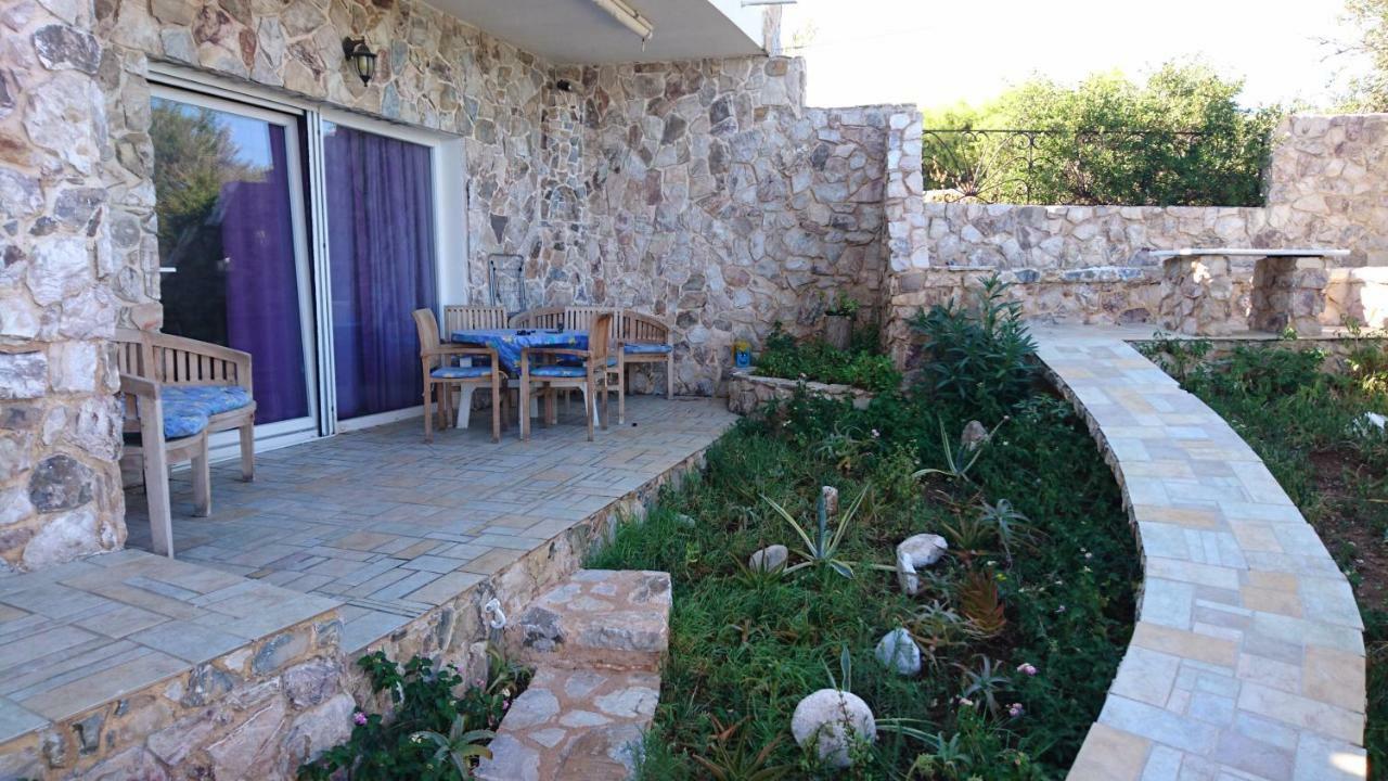 Το Πετρινο Agia Marina Mikrolimanou Exterior foto