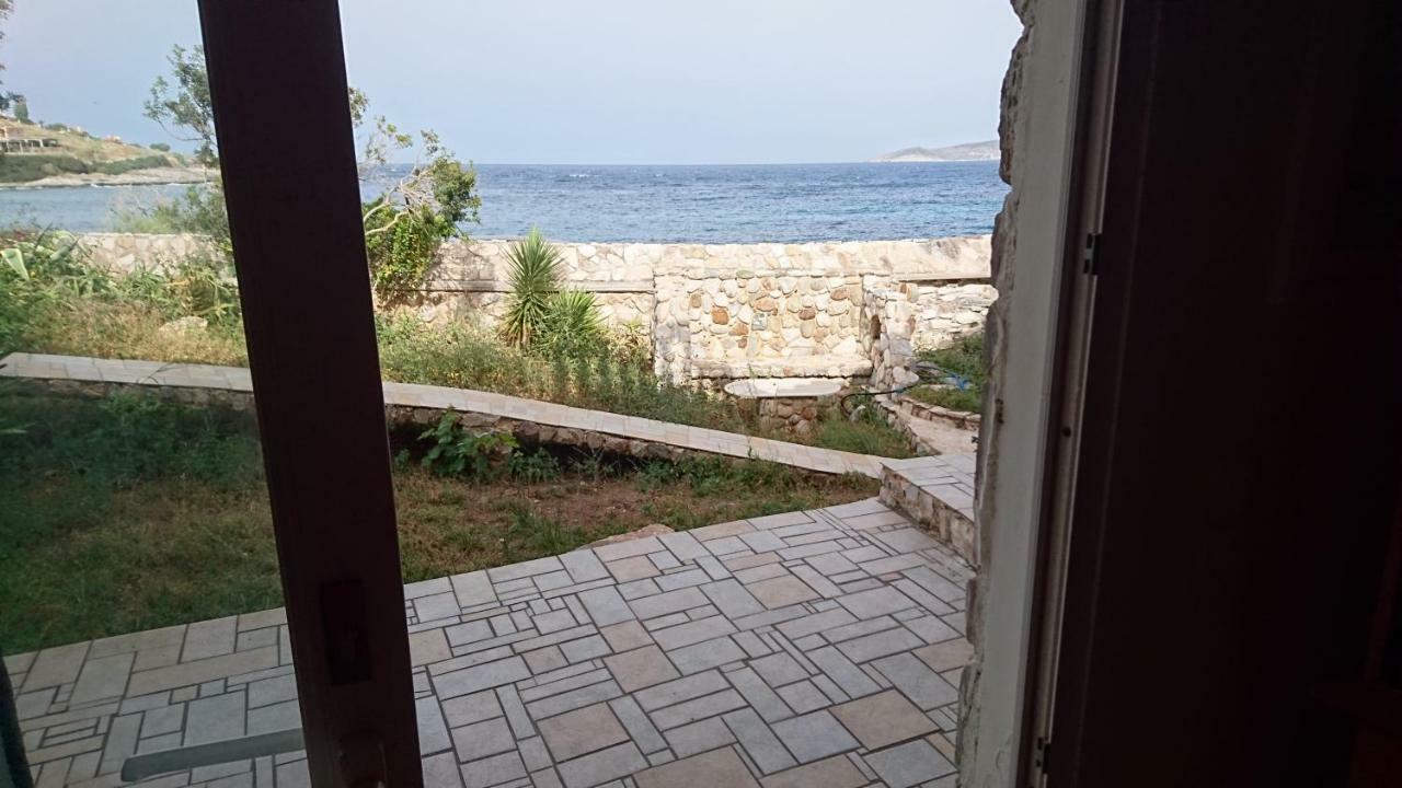 Το Πετρινο Agia Marina Mikrolimanou Exterior foto